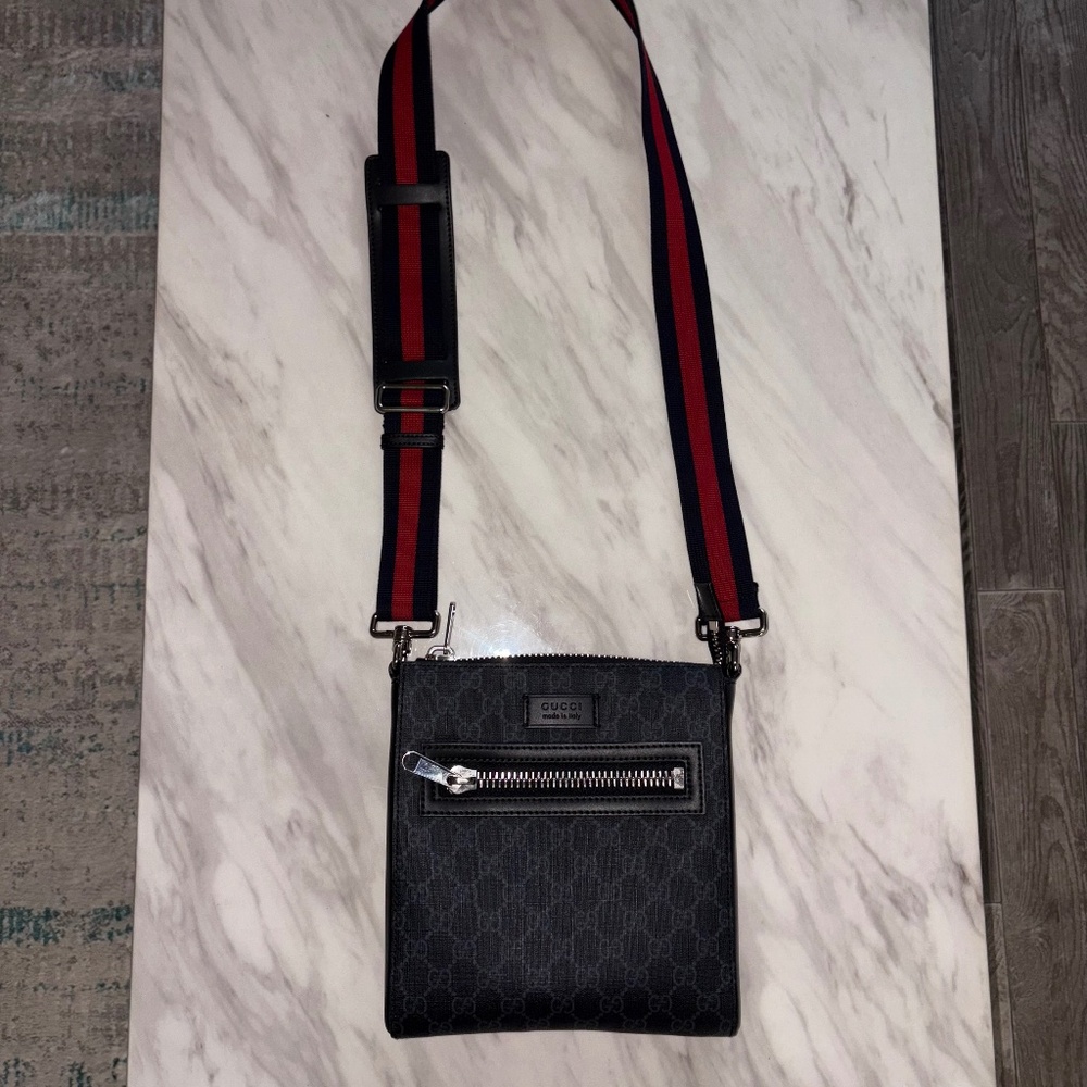Gucci GG Black Small Messenger Bag